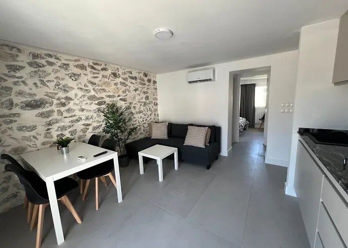 Apartamento Matias De Cazorla By Clabao
